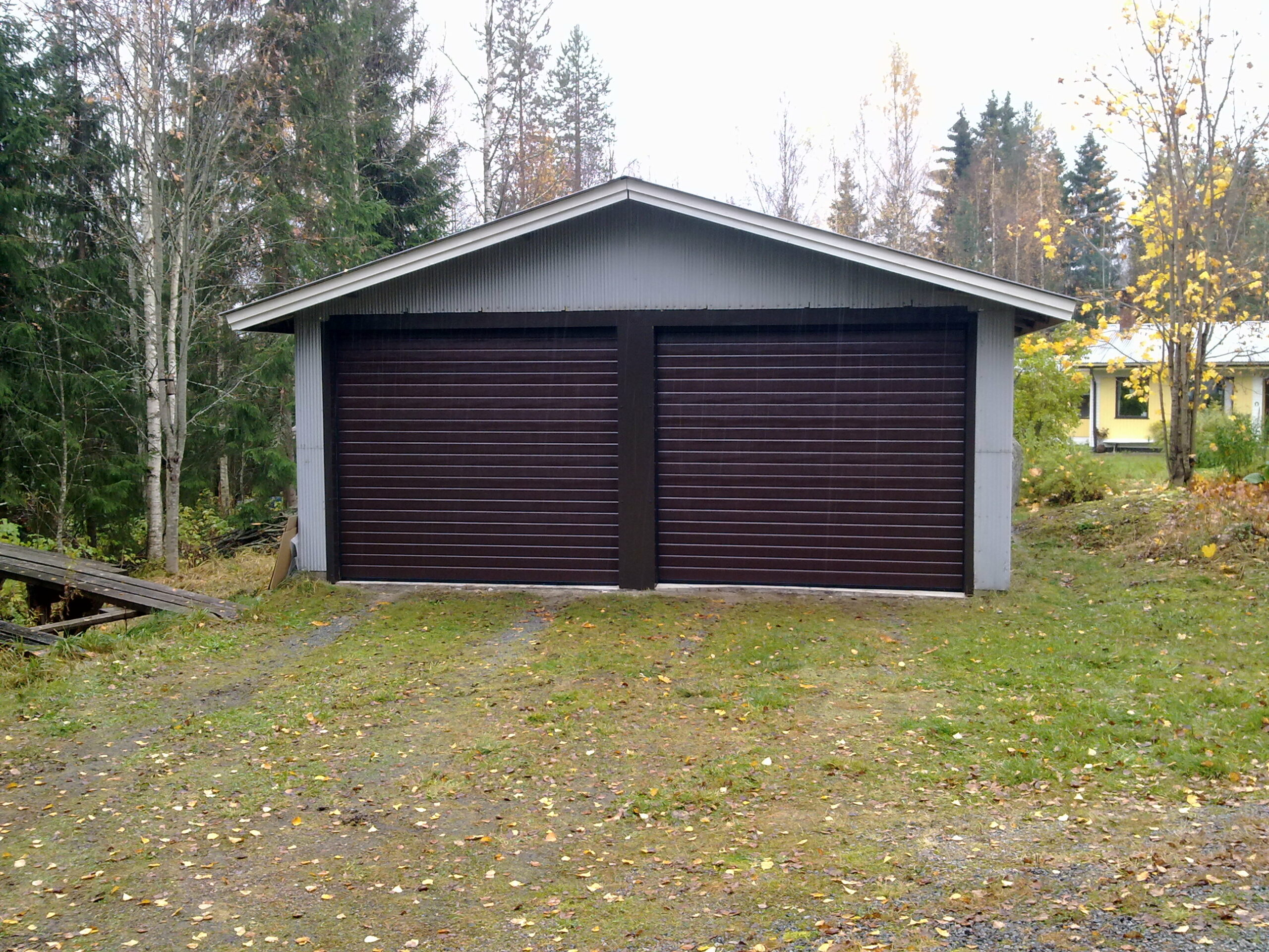 Nosto-ovet autotalliin ja varastoon - Image 3